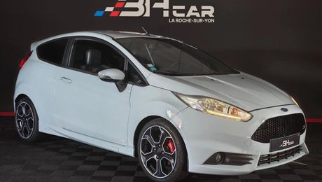 Ford Fiesta 1.6 ECOBOOST 200 ST200 2017 d'occasion a Mouilleron-le-Captif (85)