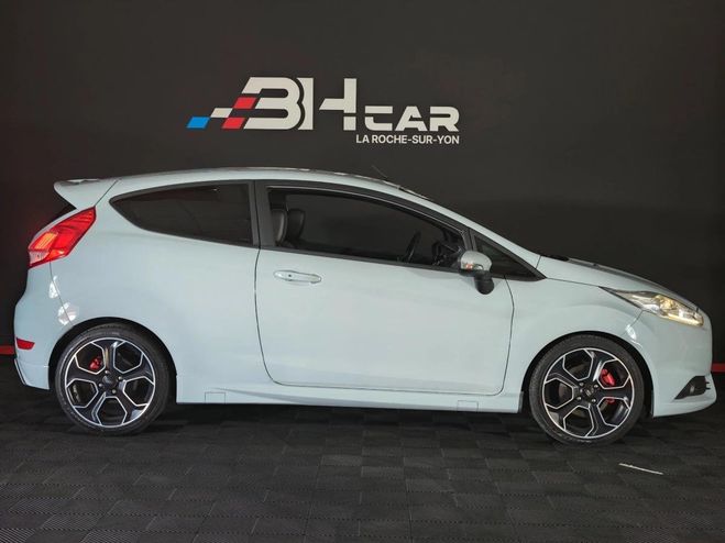 Ford Fiesta 1.6 ECOBOOST 200 ST200 Gris de 2017