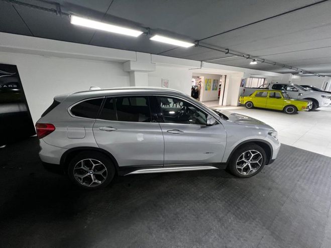 BMW X1 xDrive 20i - BVA Sport gris de 2017
