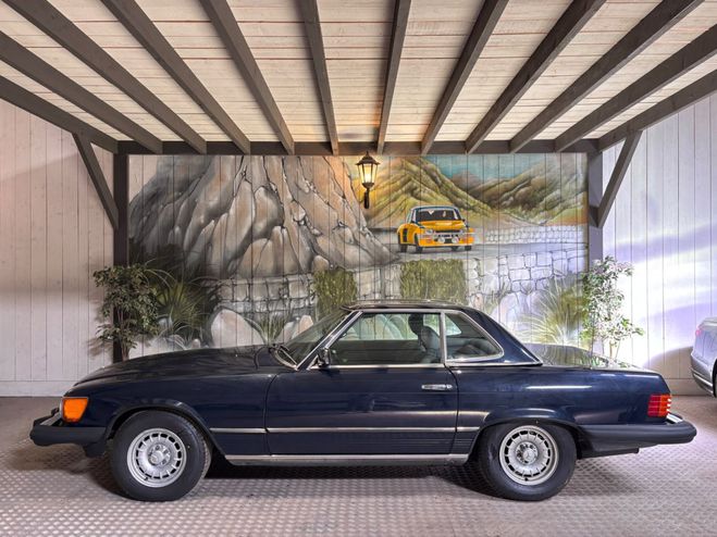 Mercedes 380 SL 3.8 204 CV BVA Bleu de 1983