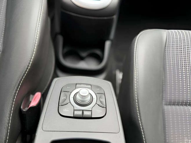 Renault Scenic 1.2 TCE 115CH ENERGY ZEN ROUGE de 2014