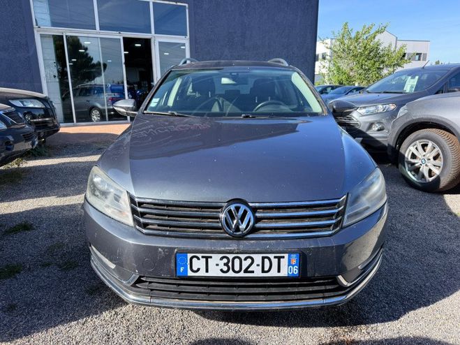Volkswagen Passat SW 1.6 TDI 105CH BLUEMOTION TECHNOLOGY F GRIS C de 2013
