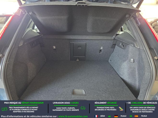 Volvo XC40 T3 163 ch BVA Bleu de 2021