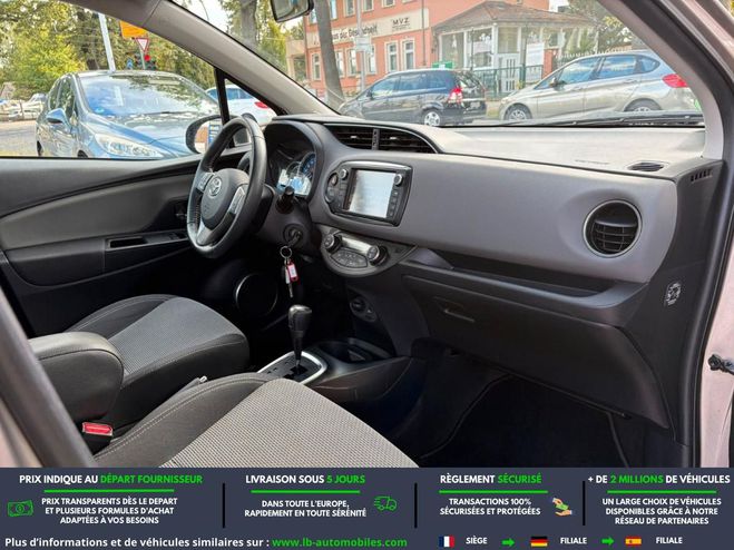 Toyota Yaris 1,5-l-VVT-i Hybrid CVT Comfort Brun M�tallique de 2015