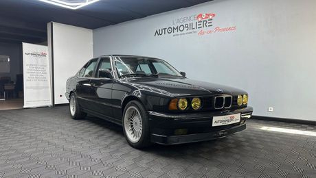 BMW Serie 5 (E34) BERLINE 535i 3.4 211 Ch 1990 d'occasion a Venelles (13)