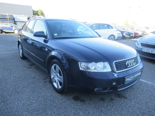 Audi A4 AVANT 1.9tdi 130ch . Bleu de 2002