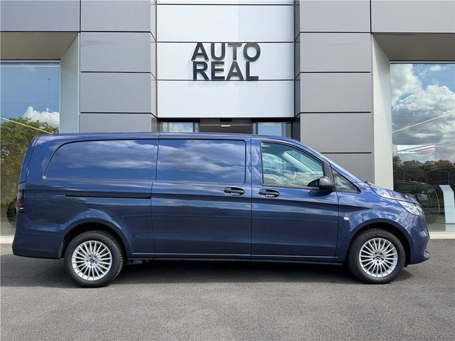 Mercedes Vito FOURGON 114 CDI EXTRA LONG 9G-TRONIC RWD Bleu Metallis� de 2024