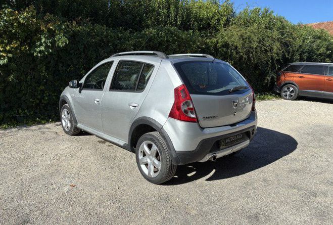 Dacia Sandero 1.6 16v 105ch Bio�thanol Stepway / ETHAN GRIS de 2012