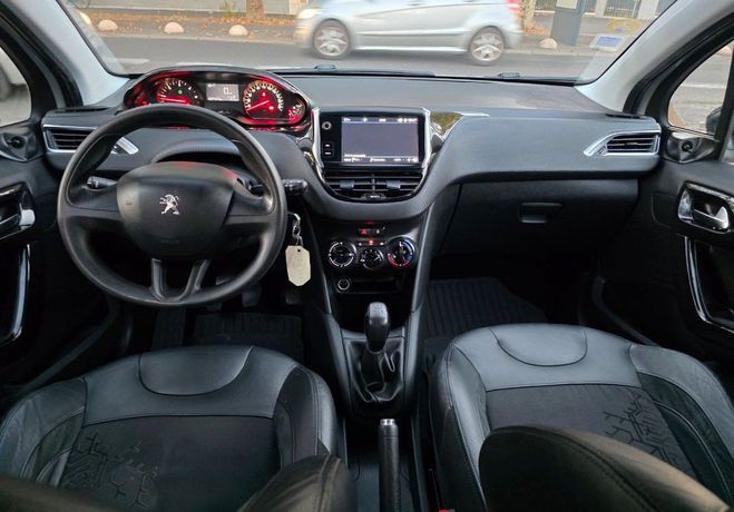 Peugeot 208 1.4l hdi 68ch GARANTIE Autre de 2015