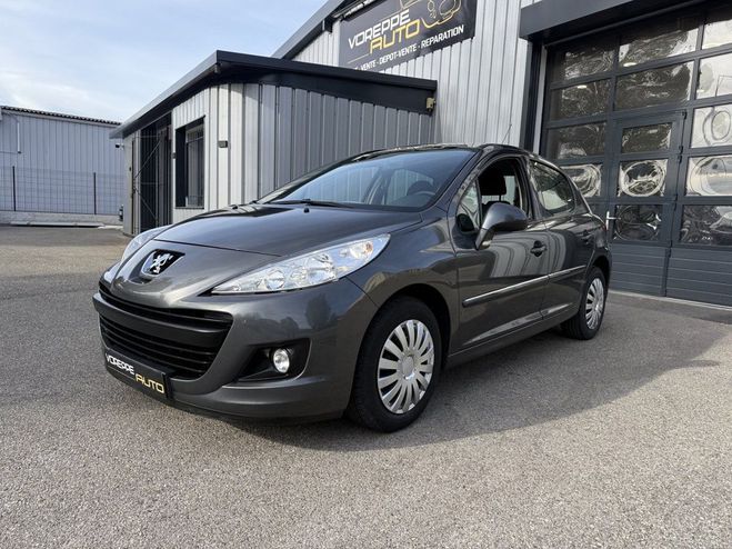 Peugeot 207 207  1.4 HDI FAP BLUE LION 5P Gris F de 2013