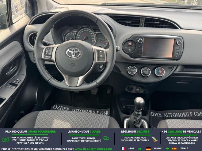 Toyota Yaris 100 VVT-i BVM Bleu M�tallique de 2015