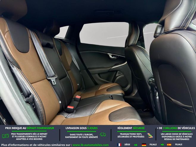 Volvo V40 T3 152 ch BVA Noir M�tallique de 2019