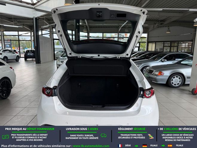 Mazda 3 2.0L SKYACTIV-G 122 ch BVM Blanc M�tallique de 2021