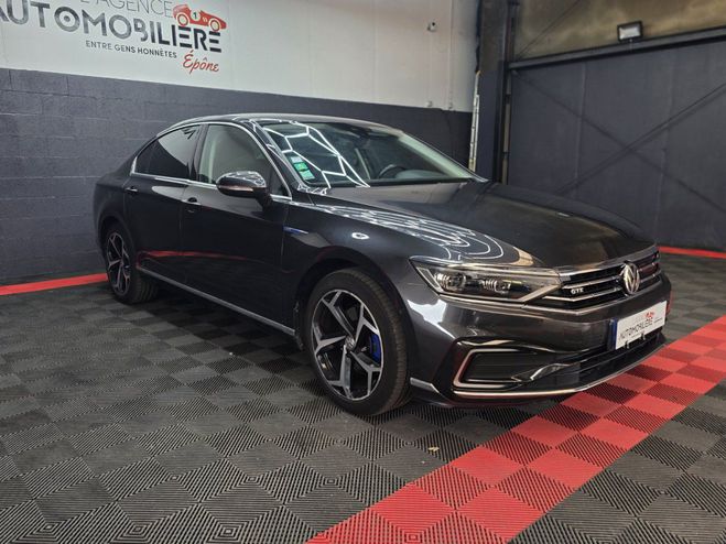 Volkswagen Passat 1.4 TSI Hybrid Rechargeable 218ch Gris de 2020