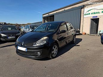  Voir d&eacute;tails -Renault Clio III 1.2 16V 75CH DYNAMIQUE 5P &agrave; Wittelsheim (68)