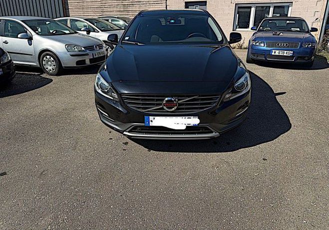 Volvo V60 D4 AWD 163CH MOMENTUM BUSINESS GEARTRONI Noir de 2013