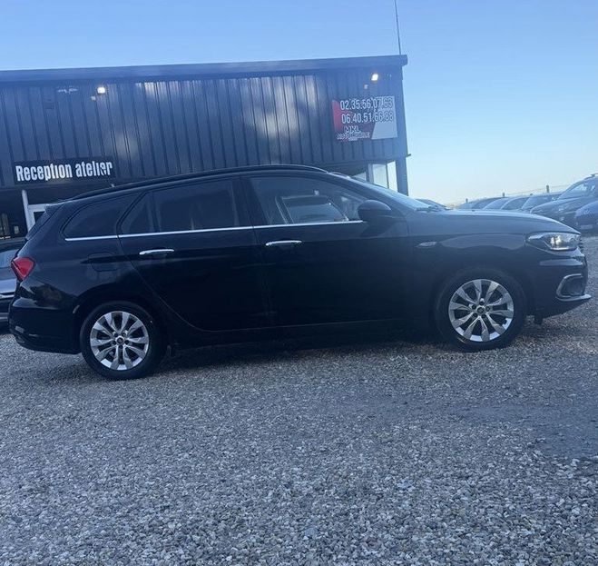 Fiat Tipo II BREAK 1.6JTD 120 TURBO Noir de 2017