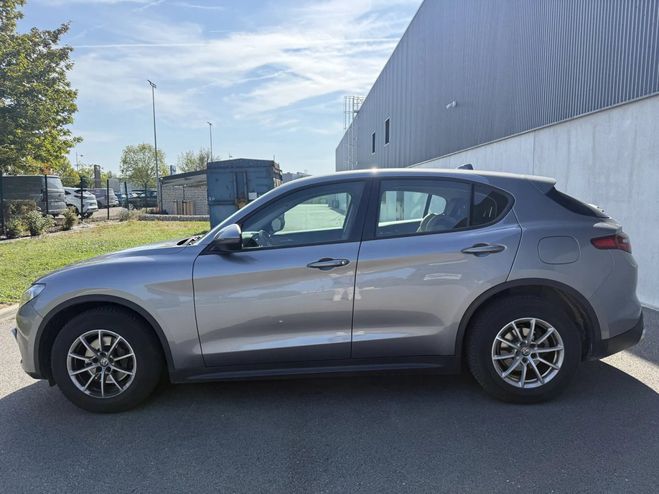 Alfa romeo Stelvio Business 2WD 2.2 JTD 160CV Boite Auto -  Gris de 2019