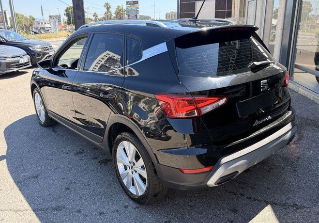 Seat Arona 1.0 TSI 110CH XPERIENCE DSG7 Noir de 2024