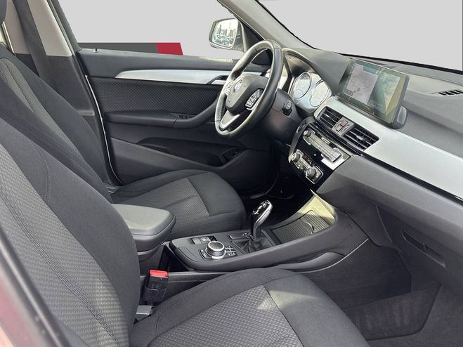 BMW X1 X1 sDrive 18i 140 ch DKG7 Lounge 5p Blanc de 2020