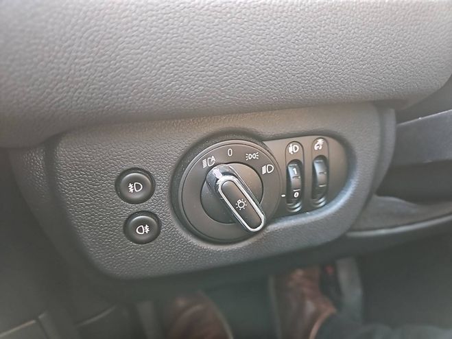 Mini Mini Clubman Cooper 136 ch DKG7 Edition Premi Noir de 2022
