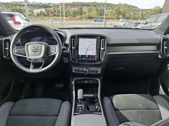 Volvo XC40 XC40 B3 163 ch DCT7 Ultimate 5p White de 2023