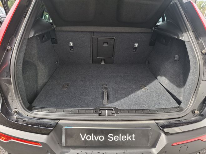 Volvo XC40 XC40 B3 163 ch DCT7 Ultimate 5p White de 2023