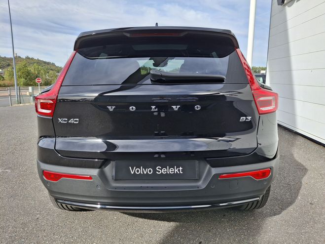 Volvo XC40 XC40 B3 163 ch DCT7 Ultimate 5p White de 2023