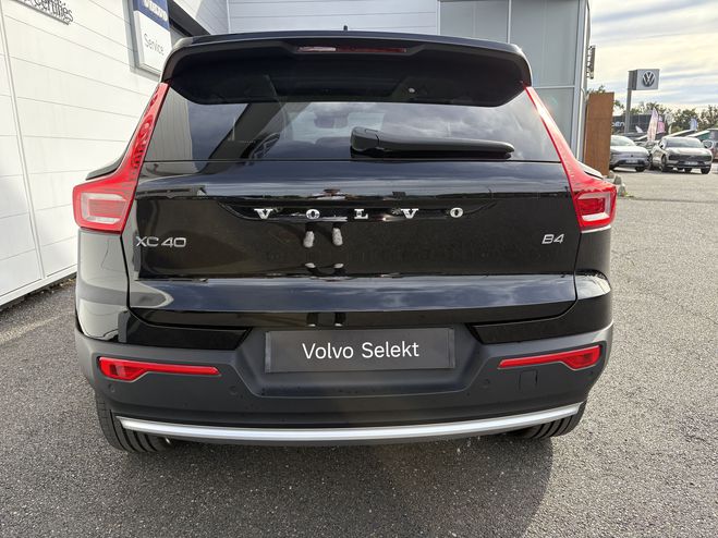 Volvo XC40 XC40 B4 197 ch DCT7 Ultimate 5p Black de 2022
