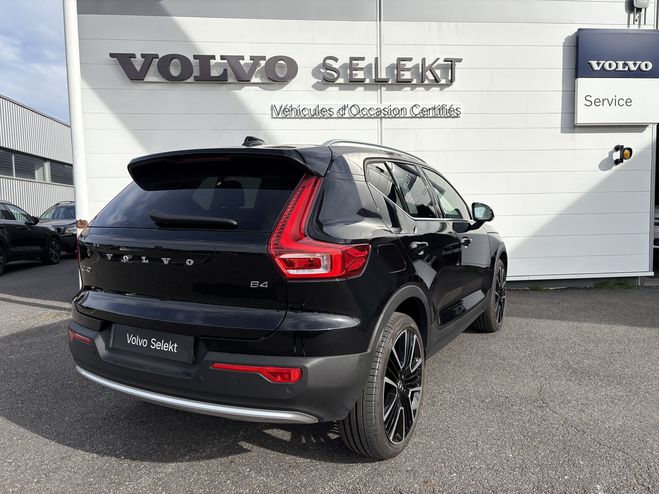 Volvo XC40 XC40 B4 197 ch DCT7 Ultimate 5p Black de 2022