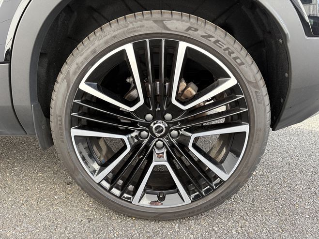 Volvo XC40 XC40 B4 197 ch DCT7 Ultimate 5p Black de 2022