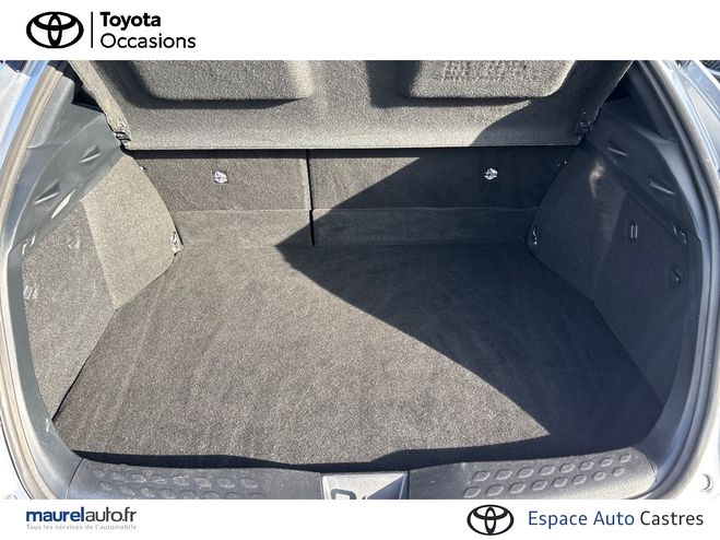 Toyota C-HR HYBRIDE MY23 SIMPLIFIEE C-HR Hybride 2.0L Design Ultimate 5p Grey de 2023
