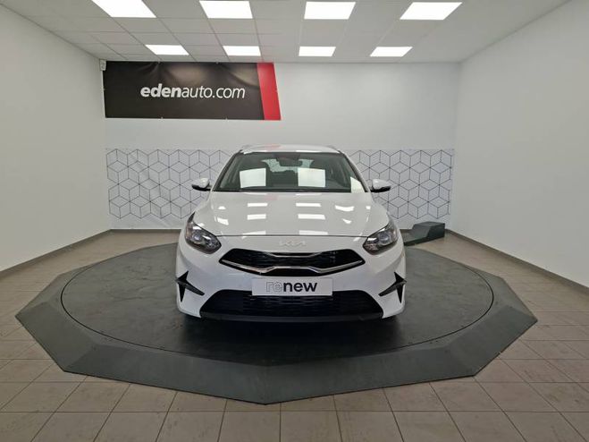 Kia Ceed SW 1.5 T-GDi 140 ch BVM6 Active blanc de 2026