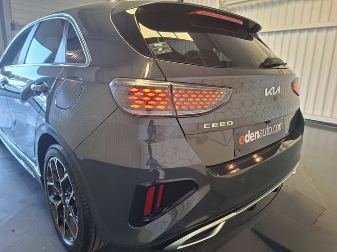 Kia Ceed CEED 1.5 T-GDi 140 ch DCT7 GT-line 5p Gris de 2025
