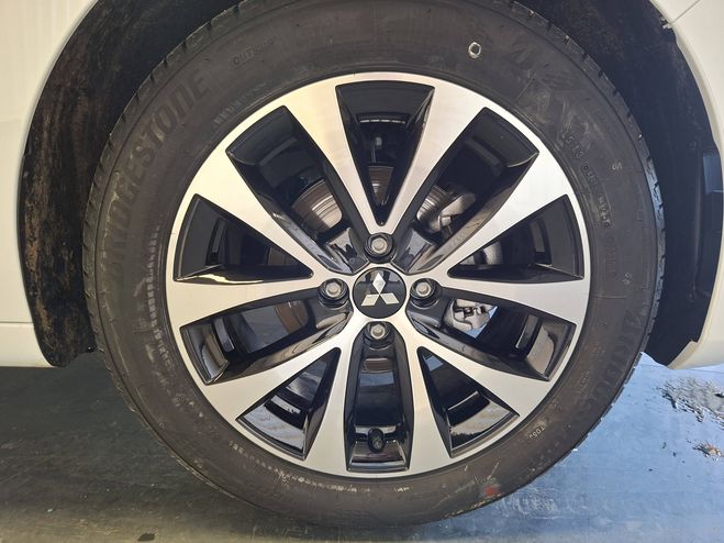 Mitsubishi Colt Colt 1.0 MPI-T 91 Invite+ 5p Blanc de 2025
