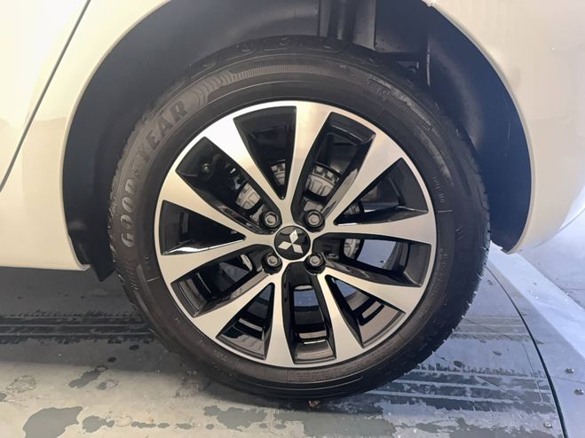 Mitsubishi Colt Colt 1.0 MPI-T 91 Invite+ 5p Blanc de 2025