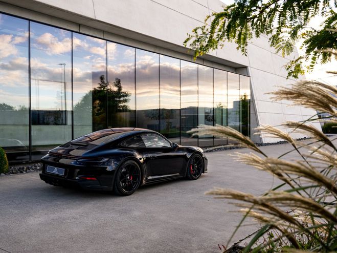 Porsche 911 992.1 GT3 Touring Jet Black Metallic de 2022