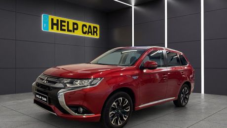Mitsubishi Outlander PHEV HYBRIDE RECHARGEABLE 200CH INTENSE 2018 d'occasion a Voreppe (38)