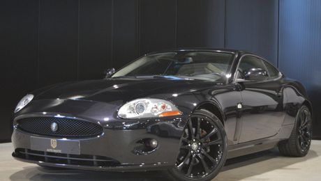 Jaguar XK Coup� 4.2i V8 - 298 ch - Suivi 2006 d'occasion a Lille (59)