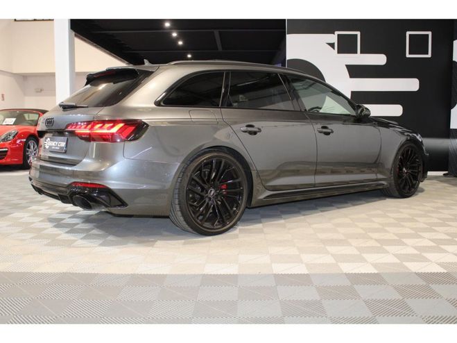 Audi RS4 AVANT Quattro 2.9 V6 TFSI - BVA Tiptroni NOIR de 2020