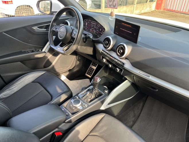 Audi Q2 30 TDI 116ch  S line S tronic 7 cockpit Blanc de 2022