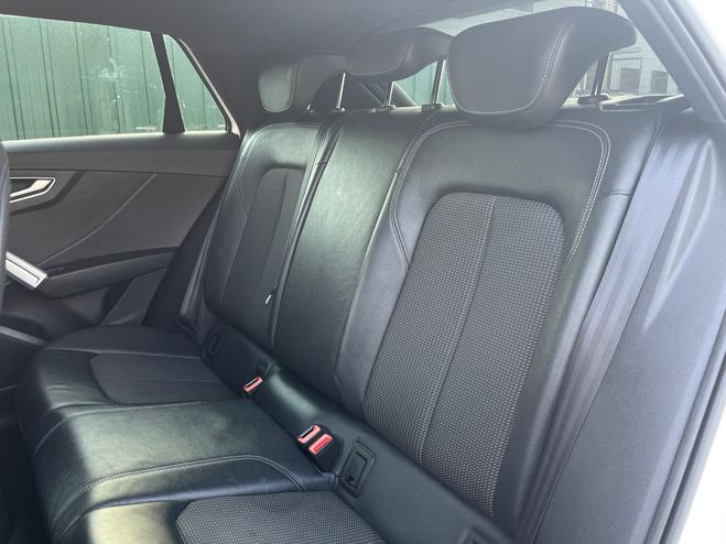 Audi Q2 30 TDI 116ch  S line S tronic 7 cockpit Blanc de 2022
