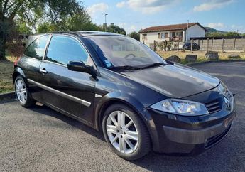voir détails -Renault Megane II 1.6 16v 115ch Luxe Dynamique Garantie à Lagney (54) Voir détails -Renault Megane II 1.6 16v 115ch Luxe Dynamique Garantie à Lagney (54)