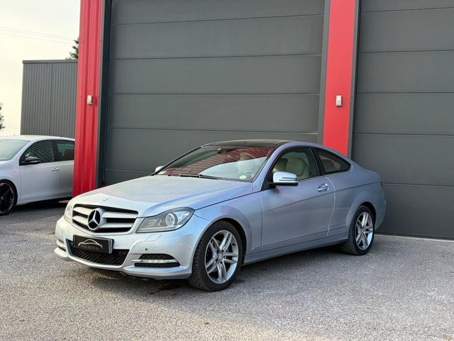 Mercedes Classe C Coupe Sport 250 CDI BlueEfficiency Execu Gris de 2013