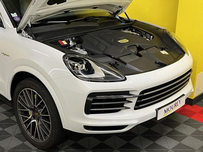 Porsche Cayenne 3.0i V6 - 462 cv- BVA Tiptronic S - E-Hy BLANC de 2021