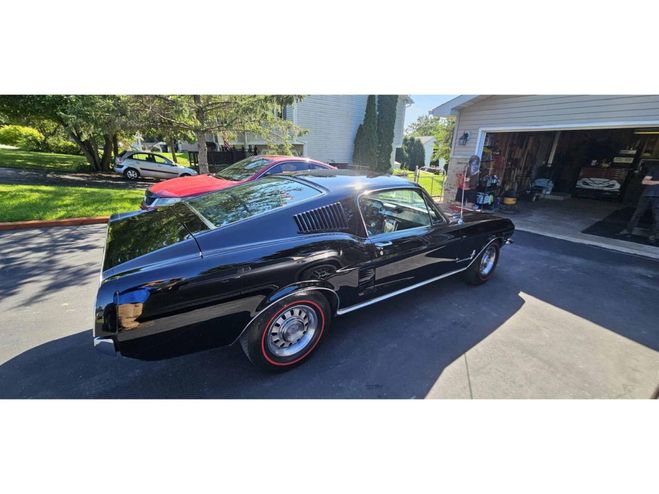 Ford Mustang FASTBACK 289 code A Full matching NOIR de 1967