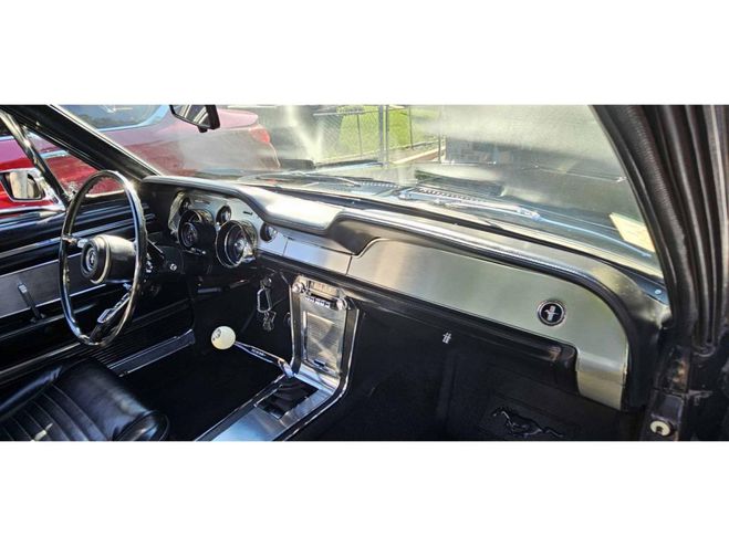 Ford Mustang FASTBACK 289 code A Full matching NOIR de 1967
