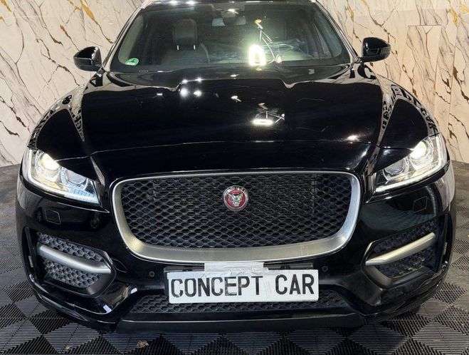 Jaguar F Pace 25D R-SPORT AND 2018 71 344Kms Toit Ouvr Noir de 2018
