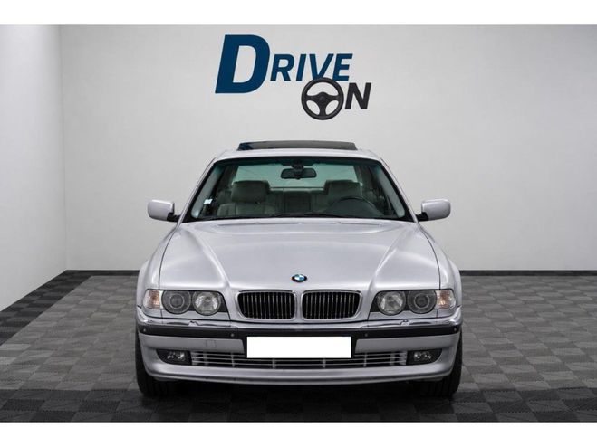 BMW Serie 7 740d - BVA BERLINE E38 GRIS CLAIR de 2000