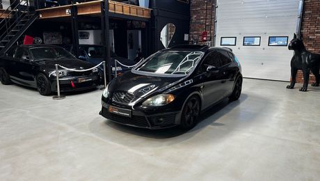 Seat Leon 2.0 TSI 265 Cupra-R TOIT OUVRANT / FEUX 2012 d'occasion a Saint-Ouen-l'Aum�ne (95)